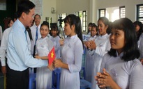 Ông Võ Văn Thưởng dự khai giảng năm học mới tại Ninh Thuận