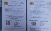 TP.HCM: Phát hiện người đàn ông dùng giấy đi đường scan