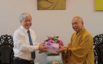 Chủ tịch MTTQ Việt Nam thăm các chức sắc Phật giáo ở TP.HCM nhân lễ Phật đản
