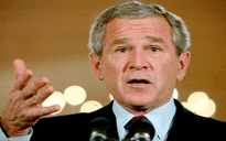 Cựu Tổng thống Bush thu của thương binh 100.000 USD tiền phát biểu