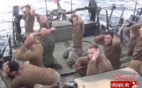 Mỹ kỷ luật các lính hải quân bị Iran bắt