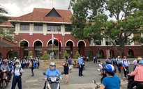 Một trường tư thục ở Đồng Nai vẫn bắt học sinh đi học, bất chấp lệnh cấm