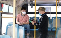 Bến xe vắng khách ngày đầu xe buýt, xe khách Hà Nội hoạt động trở lại