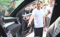 Tạm giữ nghi phạm người Trung Quốc đập kính xe Mercedes trộm 3 tỉ đồng