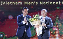 Đội tuyển Việt Nam cùng HLV Park Hang-seo tỏa sáng tại AFF Awards 2019