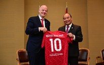 Gặp gỡ Chủ tịch nước Nguyễn Xuân Phúc tại Thụy Sỹ, Chủ tịch FIFA nói điều ấm lòng