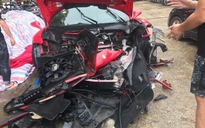 Siêu xe Ferrari của ca sĩ Tuấn Hưng nát bét đầu sau tai nạn