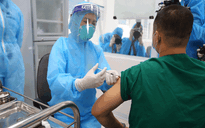Vắc xin Covid-19 có hạn sử dụng ngắn, Việt Nam tăng tốc tiêm