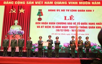 Quân khu 7 nhận Huân chương Bảo vệ Tổ quốc hạng nhất