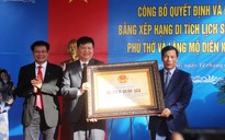 Bộ trưởng Nguyễn Ngọc Thiện trao bằng xếp hạng di tích quốc gia tại Huế