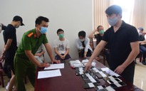 Bắt nhóm người Trung Quốc thuê khách sạn để đánh bạc qua mạng tại Huế