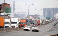 Đề xuất tạm sử dụng đất trống làm bãi đậu xe container