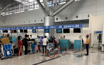 Gần 600 người hết hạn cách ly được bay miễn phí về Hà Nội và TP.HCM