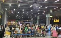 'Thúc' bổ sung thang máy giải tỏa sân bay Tân Sơn Nhất