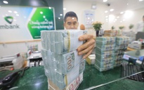 Giá USD hôm nay 6.9.2022: Quy đổi cao hơn 1 euro