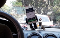 Hiệp hội taxi cả 3 miền kêu cứu Thủ tướng, đề nghị coi Uber, Grab như taxi