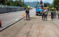 Nhà thầu cao tốc Đà Nẵng - Quảng Ngãi phải chịu chi phí sửa nhiều ‘ổ gà’ mới
