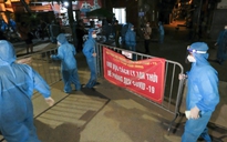 Hà Nội: Dỡ phong toả ổ dịch Thanh Xuân Trung, người dân vui mừng về nhà trong đêm