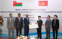 Quỹ đầu tư Việt Nam- Oman trao tặng người dân Oman 100.000 khẩu trang y tế phòng chống Covid-19
