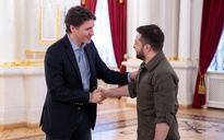 Thủ tướng Canada thăm Kyiv, viện trợ vũ khí mới cho Ukraine