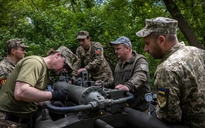 Vũ khí tầm xa 'cập bến' Ukraine, Tổng thống Zelensky kỳ vọng 'vượt Nga'