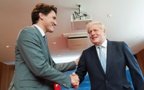 Thủ tướng Anh và Canada tranh luận 'chuyên cơ ai nhỏ hơn'