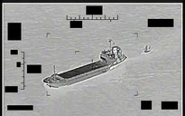 Iran bắt tàu không người lái của Mỹ ở vịnh Ba Tư