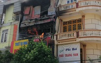 Cửa hàng kinh doanh gas và bếp gas ở Thanh Hóa bốc cháy giữa trưa nắng