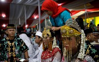 Indonesia nâng tuổi kết hôn tối thiểu của nữ để chống tảo hôn