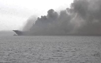 Tàu sân bay duy nhất còn lại của Nga bất ngờ bốc cháy