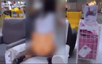 Một phụ nữ có ‘hành vi nhạy cảm’ ngay tại cửa hàng Ikea ở Trung Quốc