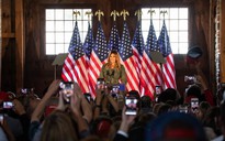 Đệ nhất phu nhân Melania ca ngợi Tổng thống Trump là 'chiến binh'