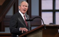 Cựu Tổng thống Bush nói rút quân khỏi Afghanistan là sai lầm