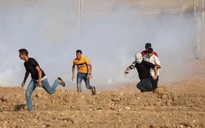 Israel không kích Dải Gaza sau vụ đụng độ khiến hàng chục người bị thương