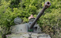 Chiến sự Ukraine đến trưa 26.5: Nga pháo kích hơn 40 thị trấn ở Donbass