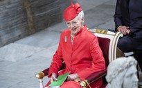 Nữ hoàng Đan Mạch xin lỗi vì thu hồi tước hiệu hoàng gia của cháu