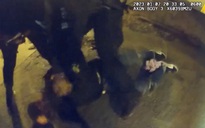 Mỹ công bố đoạn phim 5 cảnh sát đánh chết người da màu