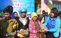 Báo Thanh Niên trao quà tết cho người nghèo ở Quảng Ngãi