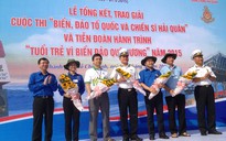 Đoàn 'Tuổi trẻ vì biển, đảo quê hương' thăm Trường Sa