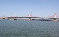 Hợp long cầu An Đông bắc qua cửa biển dài 3.450 m