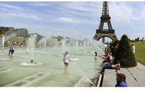 Pháp cảnh báo đợt nắng nóng kỷ lục trong 60 năm qua