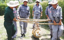 Đi đánh cá, “trúng”... bom khủng !