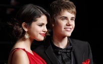 Justin Bieber trải lòng về quá khứ sống chung với Selena Gomez