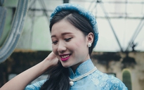 10 nữ sinh đẹp nhất trường Báo khoe sắc trong trang phục áo dài