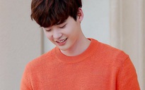 Chủ công ty quản lý cũ của Lee Jong Suk vào tù vì làm giả giấy tờ