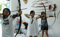 Giới trẻ Sài Gòn thích thú với trải nghiệm bắn cung