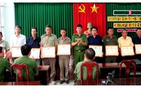 9 'Lục Vân Tiên' trong đội xe ôm được tặng bằng khen
