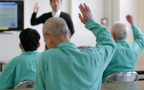 Người già Nhật Bản 'ham' vào tù