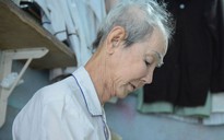 'Cô đào' chuyển giới lớn tuổi nhất Việt Nam: Bên đời tôi còn người vợ tri kỷ