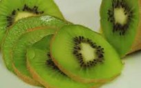 Bị gan nhiễm mỡ, nên ăn kiwi, cần tây và đu đủ